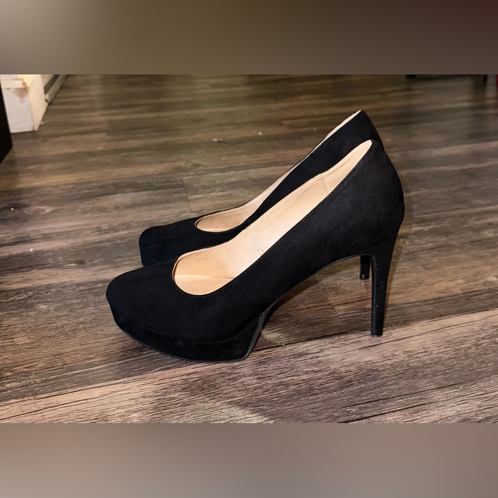 Chinese Laundry Black Suede Platform Pumps size 10 - Picture 9 of 9